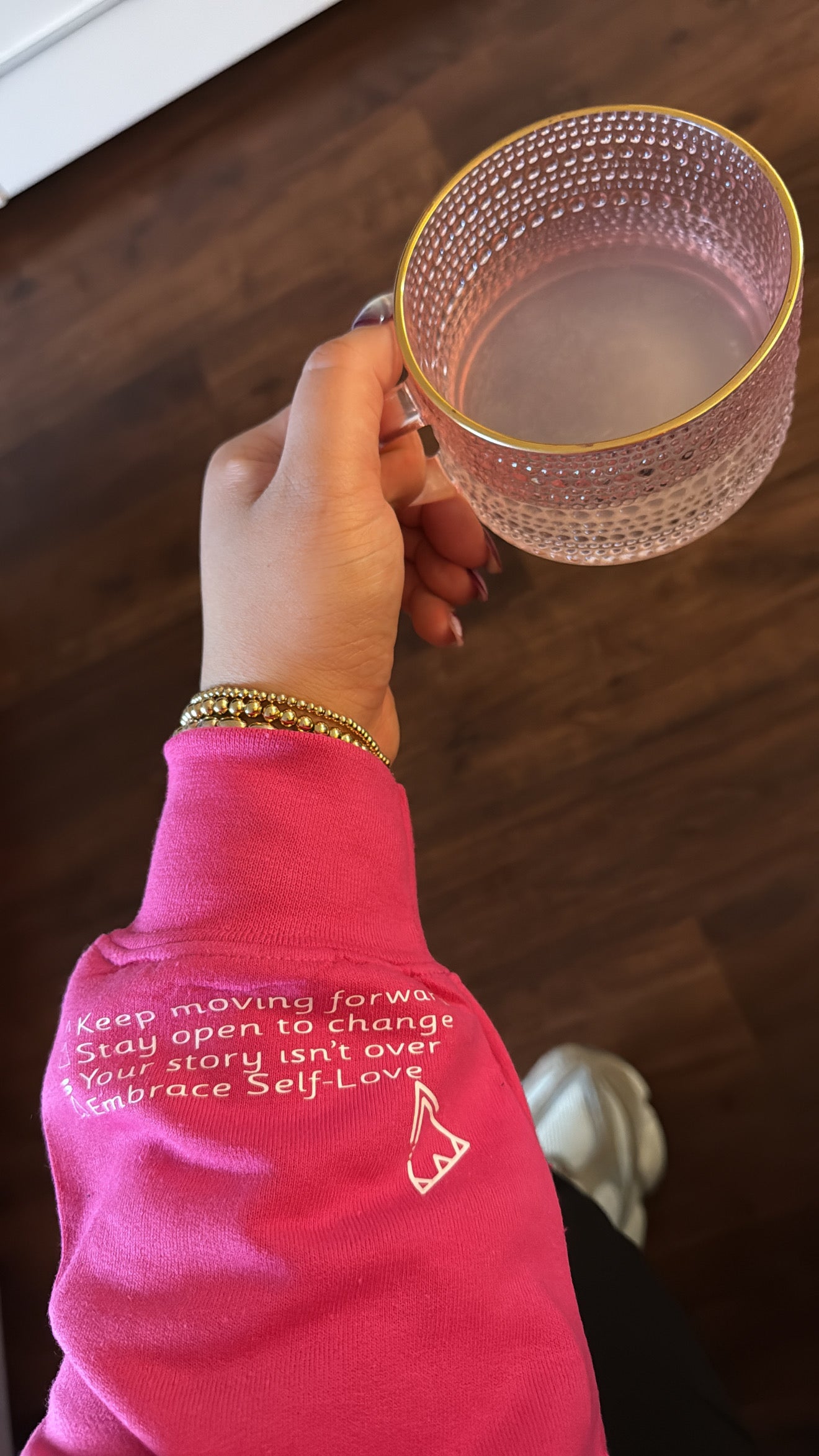 KEEP MOVING FORWARD CREW 😍